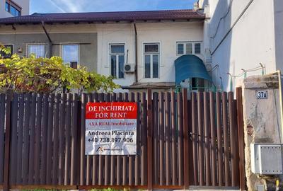 Casă individuală cu 4 camere cu Canalizare în Gara de Nord - 1