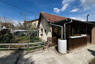 Casă individuală cu 6 camere cu Canalizare în Plopi - 2