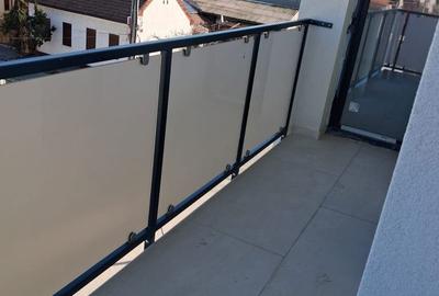 Apartament cu 3 camere în Micălaca - 2