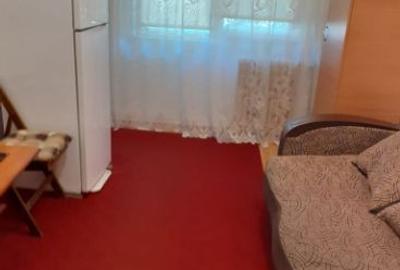 Proprietar, ofer spre închiriere garsoniera - 2