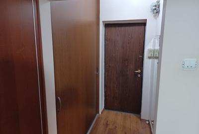 De vânzare garsonieră Piața Miniș - 2