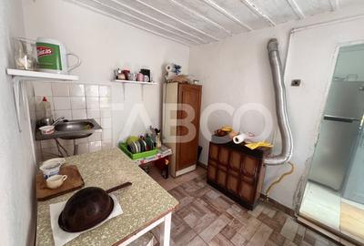 Casa de vanzare 4 camere 2 bai 1162 mp de curte si gradina in Toderita - 12