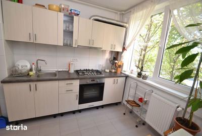 Apartament cu 3 camere, mobilat în Drumul Taberei - 6