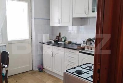 Apartament cu 4 camere decomandat, mobilat în Central - 3