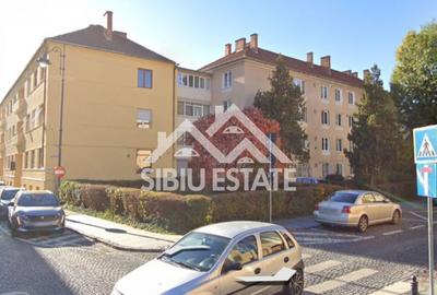 Spațiu comercial, de 97 mp, în Central - 1