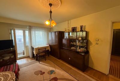 Apartament 3 camere, decomandat, parter, zona Calea Zarandului - 10