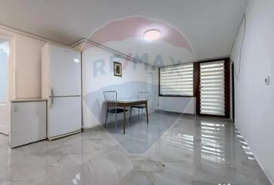 Apartament cu 3 camere decomandat în Hipodrom 1 - 9