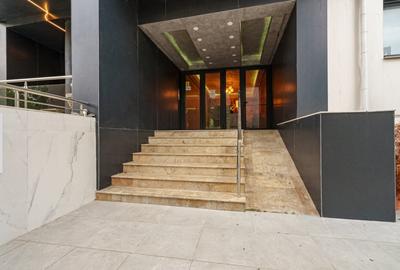 Apartament cu 4 camere decomandat în Herăstrău - 2