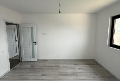 Casă individuală cu 5 camere cu Teren 500 Mp în Sânpetru - 9