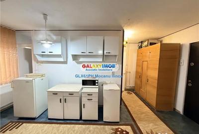 Garsonieră decomandată în Democrației - 2