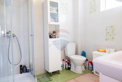 Casă cu 5 camere cu Teren 488 Mp în Bâcu - 9