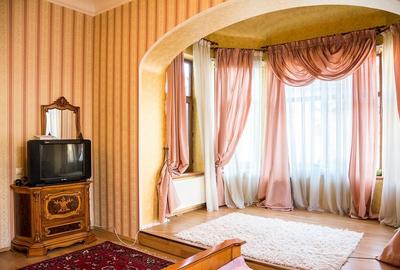 Casă individuală cu 9 camere cu Canalizare în Unirii - 9