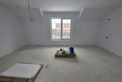 Duplex cu 4 camere cu Canalizare în Moșnița Nouă - 7