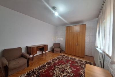 Girocului. Decomandat. Etaj intermediar. - 2