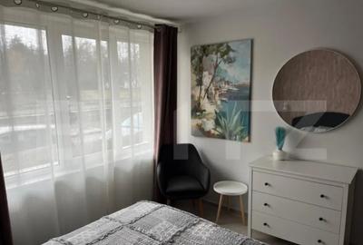 Apartament cu 4 camere semidecomandat în Central