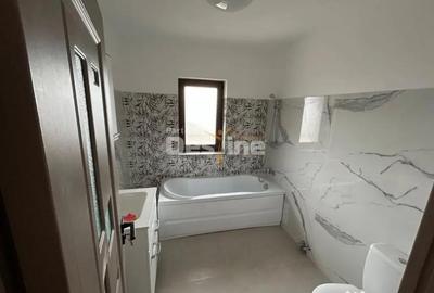 Casă cu 3 camere cu Teren 805 Mp în Dumbrava - 2