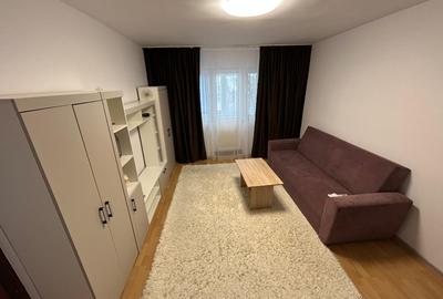 Apartament cu 3 camere semidecomandat în Central - 6