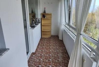 Apartament cu 2 camere decomandat, mobilat în Alexandru Obregia - 8