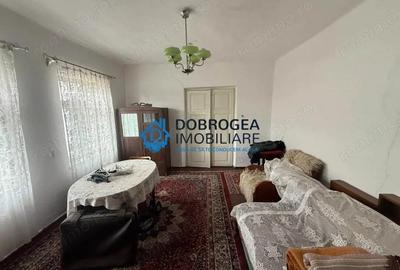 Zona centrala - Casa batraneasca, teren 690 mp - 1