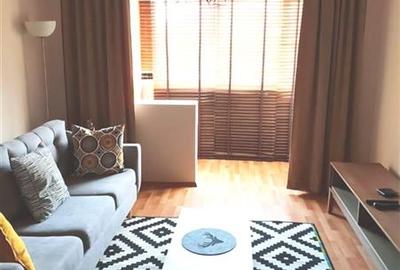 Apartament cochet, doua camere, structura decomandata,  priveliste spre munte, R - 4