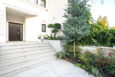 Vila Titan de vanzare - O proprietate care va depăși orice așteptare! - 9