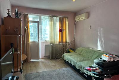 Apartament de 3 camere langa metrou Brancusi/3-Room apt. near Brancusi subway - 2
