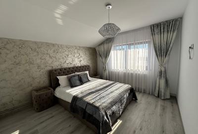 Casă cu 4 camere cu Teren 2000 Mp în Central - 3