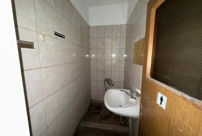 Spatiu Comercial, P+2, 307mp, cartier 1 Mai, zona Facultatea de Medicina - 13