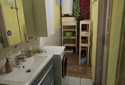 Casa cu 3 camera pe teren cu dublu front stradal in zona Episcopia - 10