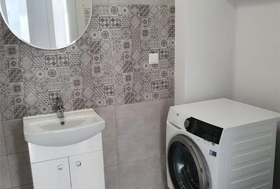 Apartament cu 3 camere decomandat în Central - 1