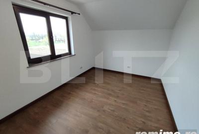 Casă cu 4 camere cu Teren 2500 Mp în Horodnic - 8