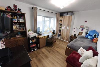 Casă cu Teren 500 Mp în Cătălina - 9