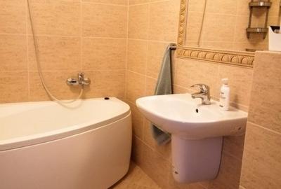 Apartament cu 2 camere decomandat, mobilat în Tractorul - 2