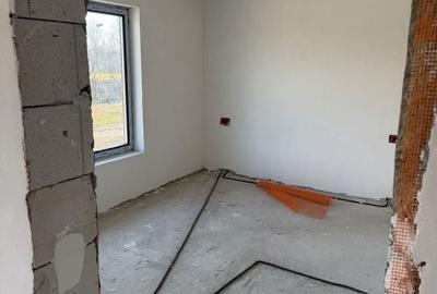 Casă cu 4 camere în Bradu - 2