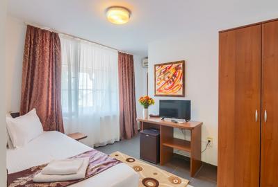 Casă individuală cu 12 camere cu Canalizare în Știrbei Vodă - 8