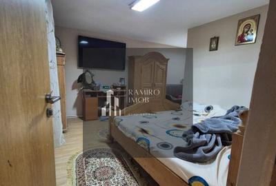 Casă cu 7 camere cu Canalizare în Glina - 13