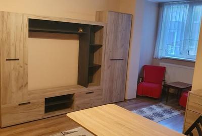 Garsonieră semidecomandată în Central - 1