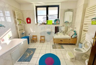 Casă cu 17 camere cu Teren 853 Mp în Pipera - 25