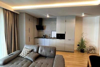 Studio , Statiunea Mamaia ( central ) - 2