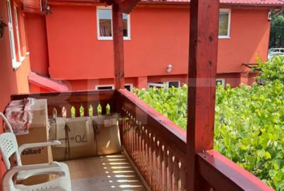 Casă cu 3 camere cu Teren 277 Mp în 7 Noiembrie - 8