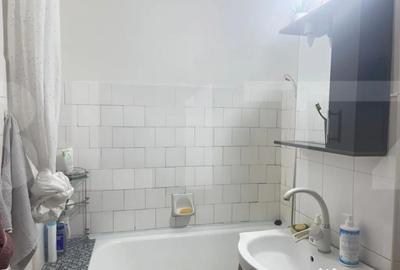 Apartament cu 4 camere decomandat în Central - 2