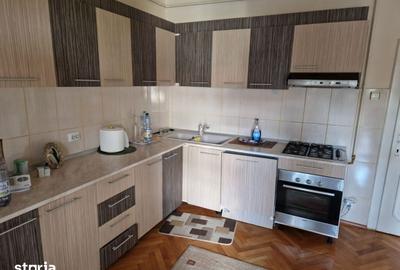 Casă cu 5 camere cu Teren 200 Mp în Central - 14