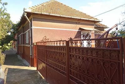 Casă cu 4 camere în Cermei - 3