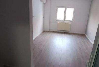 Spatii birouri de inchiriat - 350 m Metrou 1 Decembrie 1918 - 18