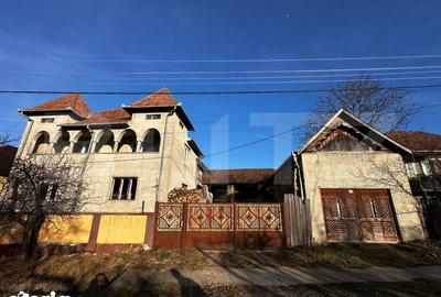 Casă cu 4 camere cu Teren 2500 Mp în Meseșenii de Jos - 2