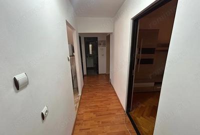 Apartament cu 3 camere decomandat în Cetate - 11