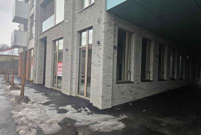 Spațiu comercial, de 250 mp, în Central