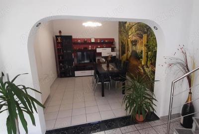 Casă cu 6 camere în Bucureștii Noi