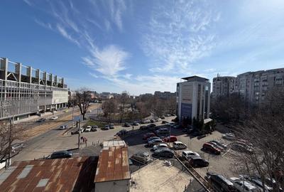 Apartament cu 3 camere decomandat în Giulești - 19