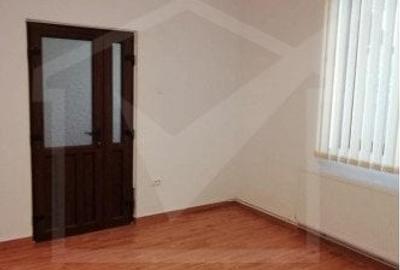 Casa calcan alipit, singur in curte, 421 mp teren liber de sarcini - 6